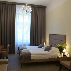 Old Town Apartahotel